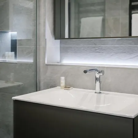 Cherry Trees * 温德米尔