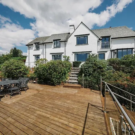 Cherry Trees ويندرمير