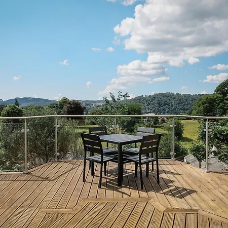 Feriehus Cherry Trees *