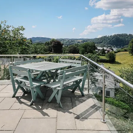 Feriehus Cherry Trees